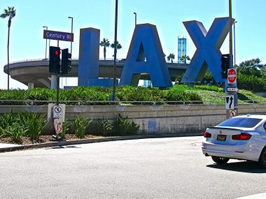 Transport från flygplatsen LAX till centrum av Los Angeles