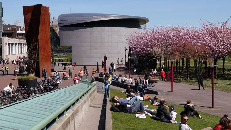 van gogh museum amsterdam